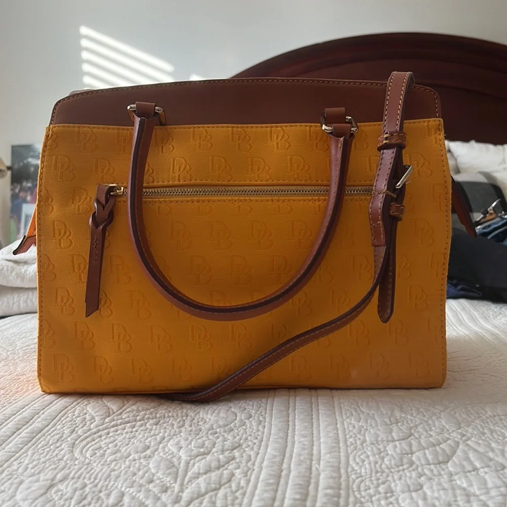 NWT Dooney & Bourke Blair Bag - Monogram / Yellow - Picture 2 of 7